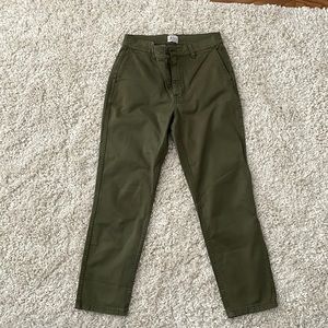 JCcrew cropped olive green khakis, size 27